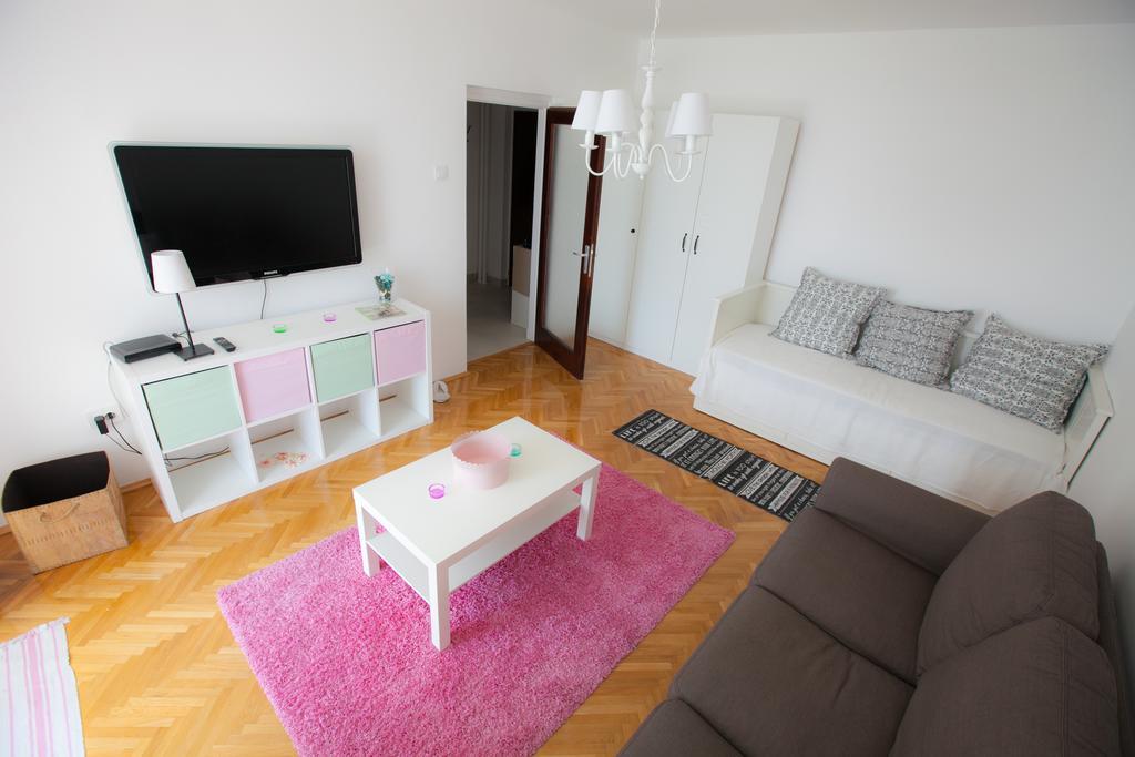 Butterfly Apartment Rijeka Ngoại thất bức ảnh